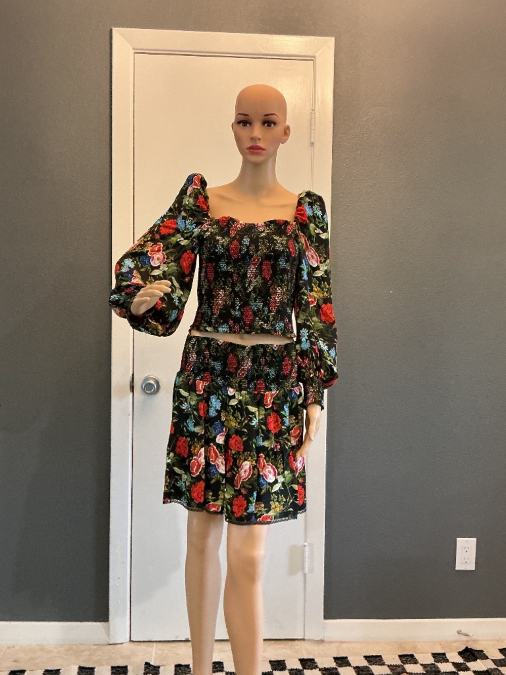 Alice and Olivia Smocked Black Floral Top LG